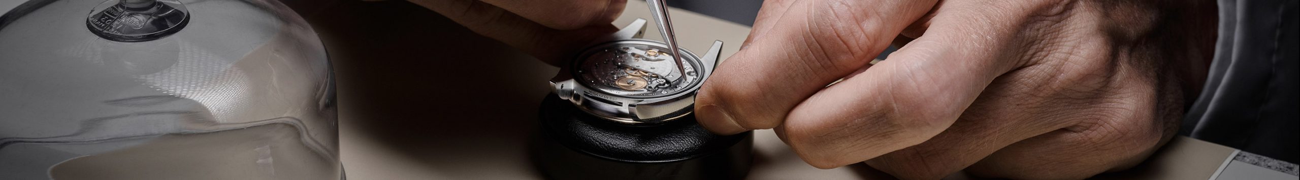 servicing-your-rolex-image-banner-01